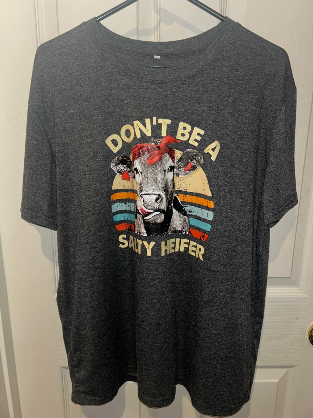 Source Unknown Charcoal Short Sleeve Tee with Retro Cow Graphic